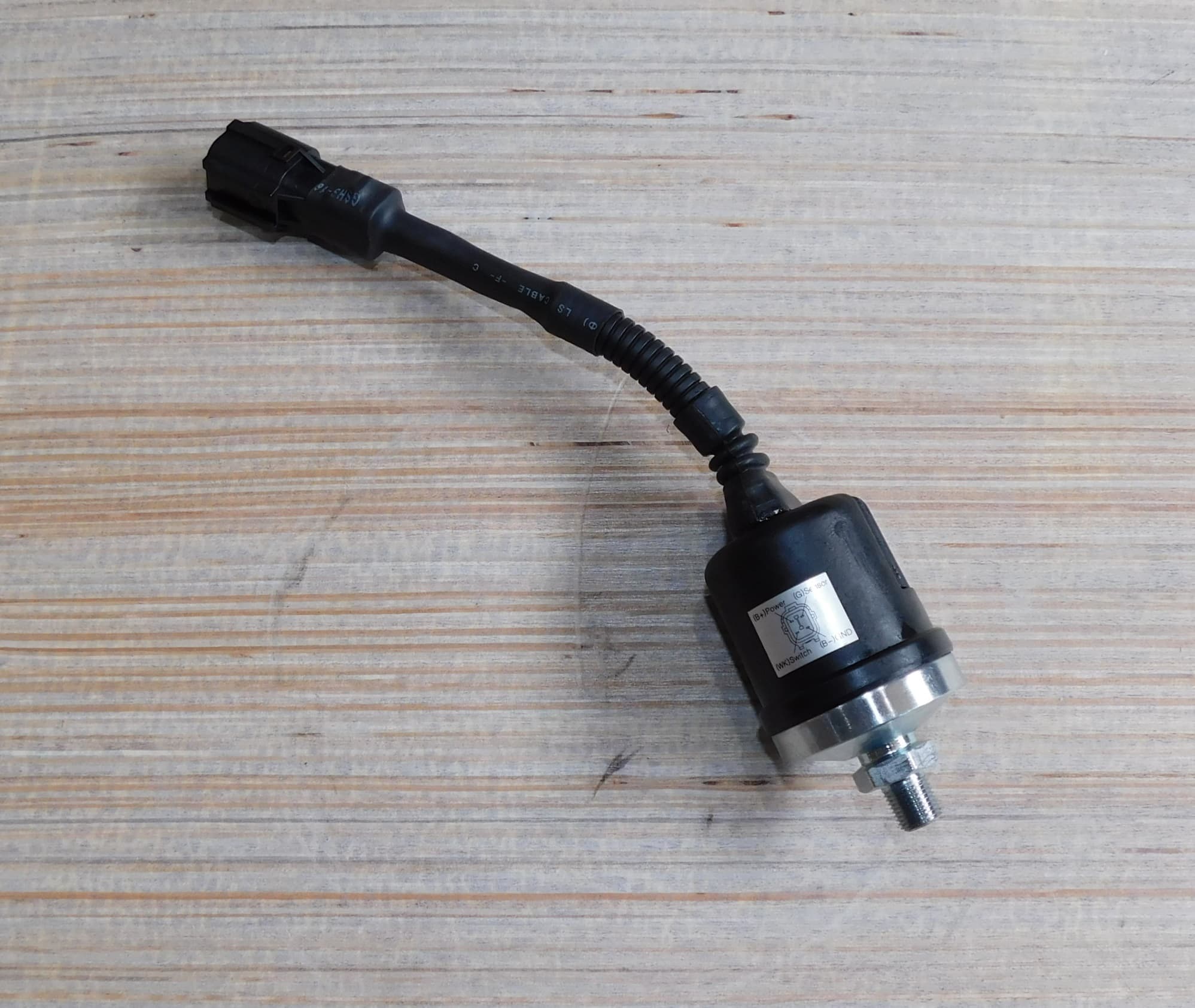 Датчик давления масла D1146T 2-х контактный/Oil pressure sensor