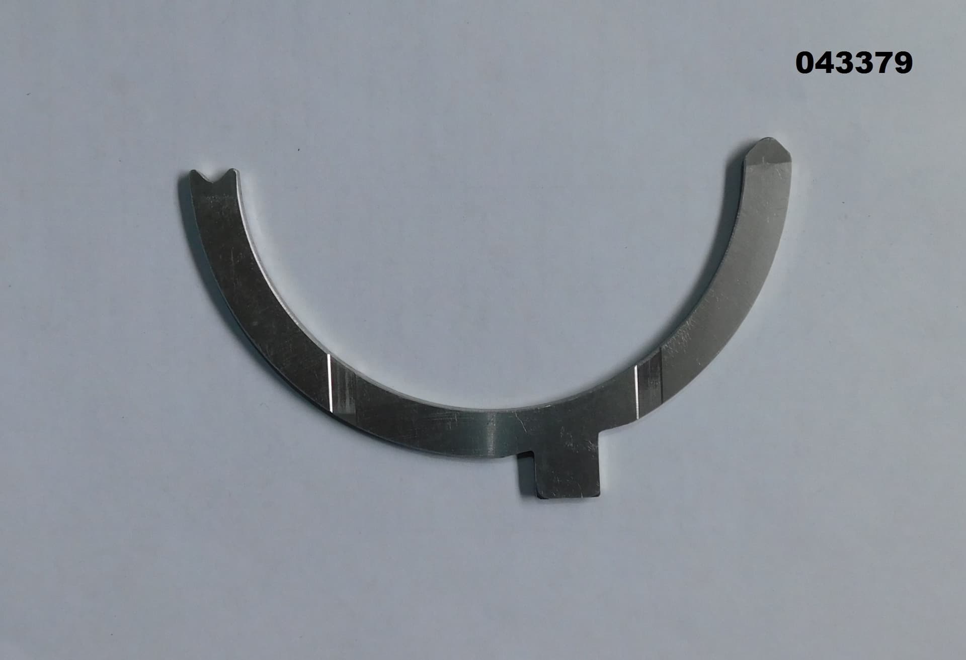 Кольцо упорное (вкладыш упорный подшипника коленчатого вала нижний) DP180LB/BEARING,THRUST (LOWER) (