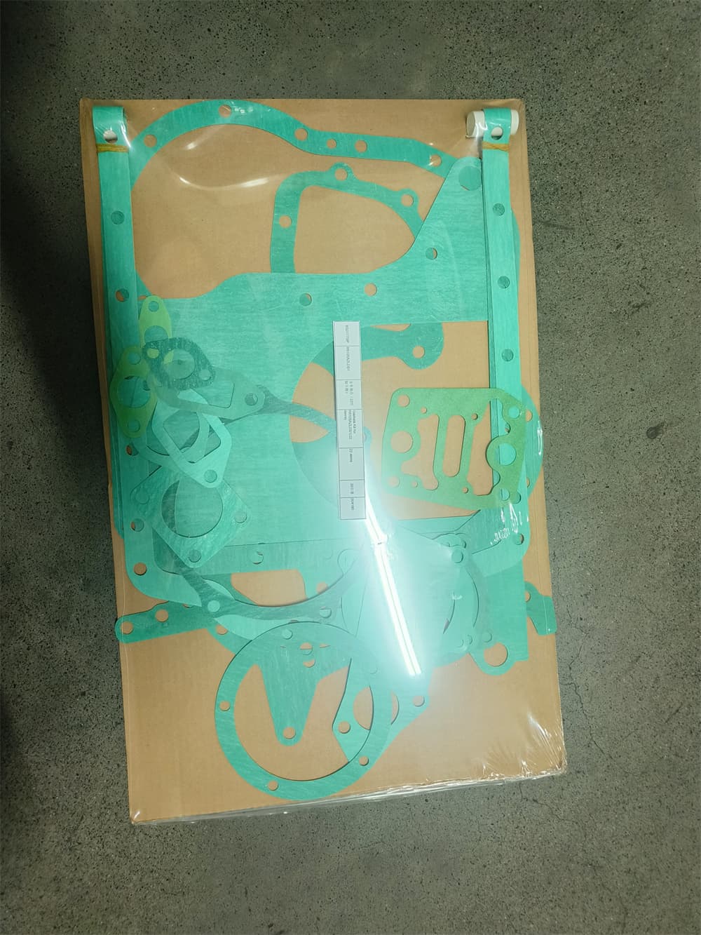 Комплект прокладок двигателя Ricardo R6105AZLDS1; TDK 84- 170 6LT/Gaskets Kit