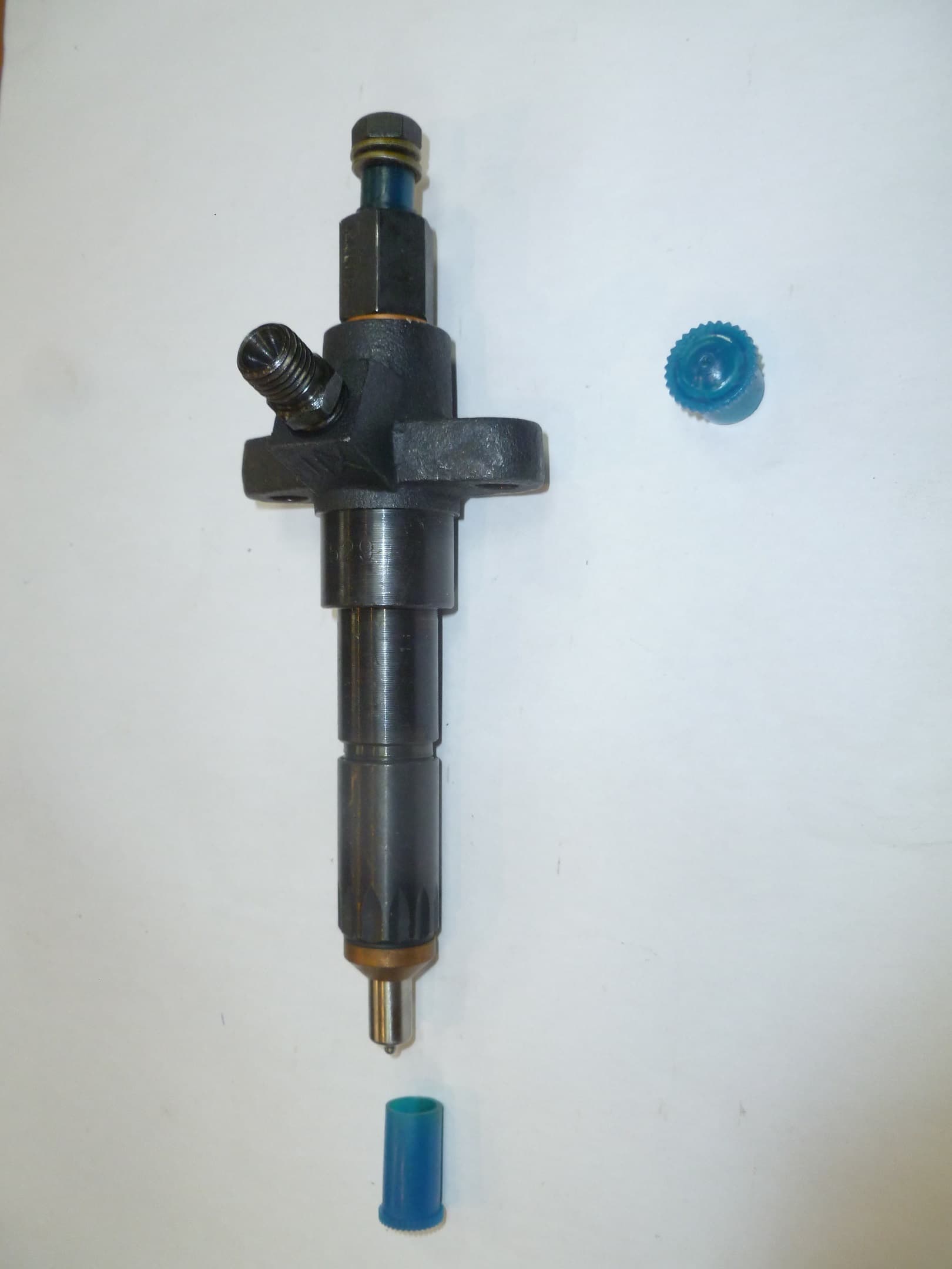 Форсунка топливная Y4100 Q (L =173) (Fuel injector for Y 4100 Q,Y4100Q-10300)