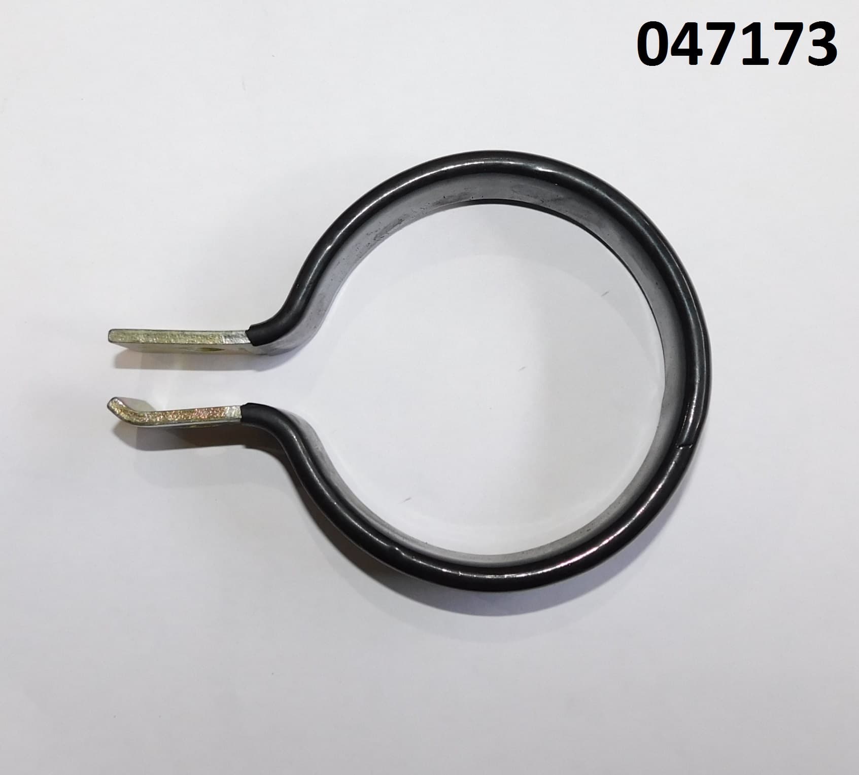 Держатель патрубка радиатора YC6A245L-D21/Clamp ring (M36D5-1118029)
