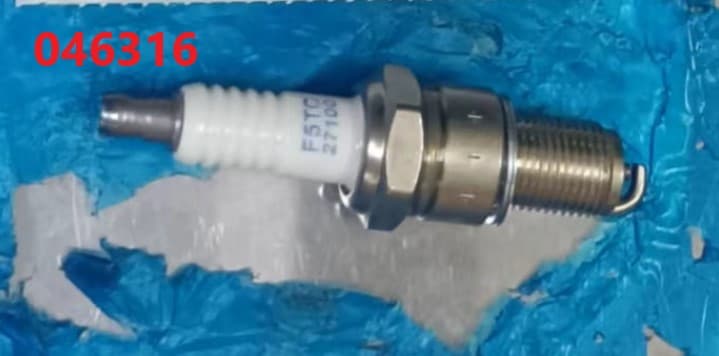 Свеча зажигания бензинового двигателя SGG 10000(..),2V78F-2 Lf / Spark plug (27100-A0710-0012)