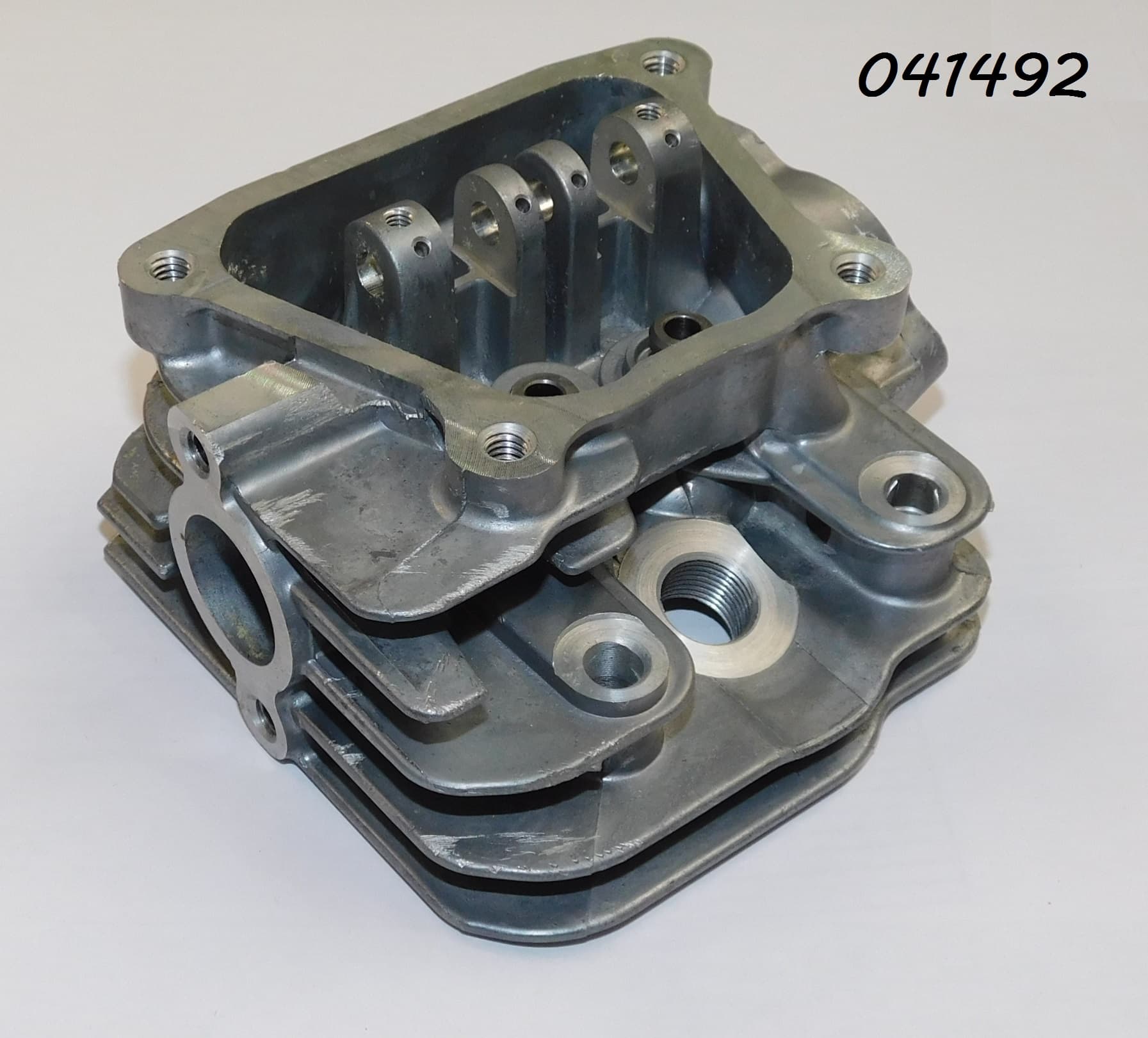 Головка блока цилиндра SGG 2400Si,KM152F / Cylinder head (03.02.12140-15201-00)