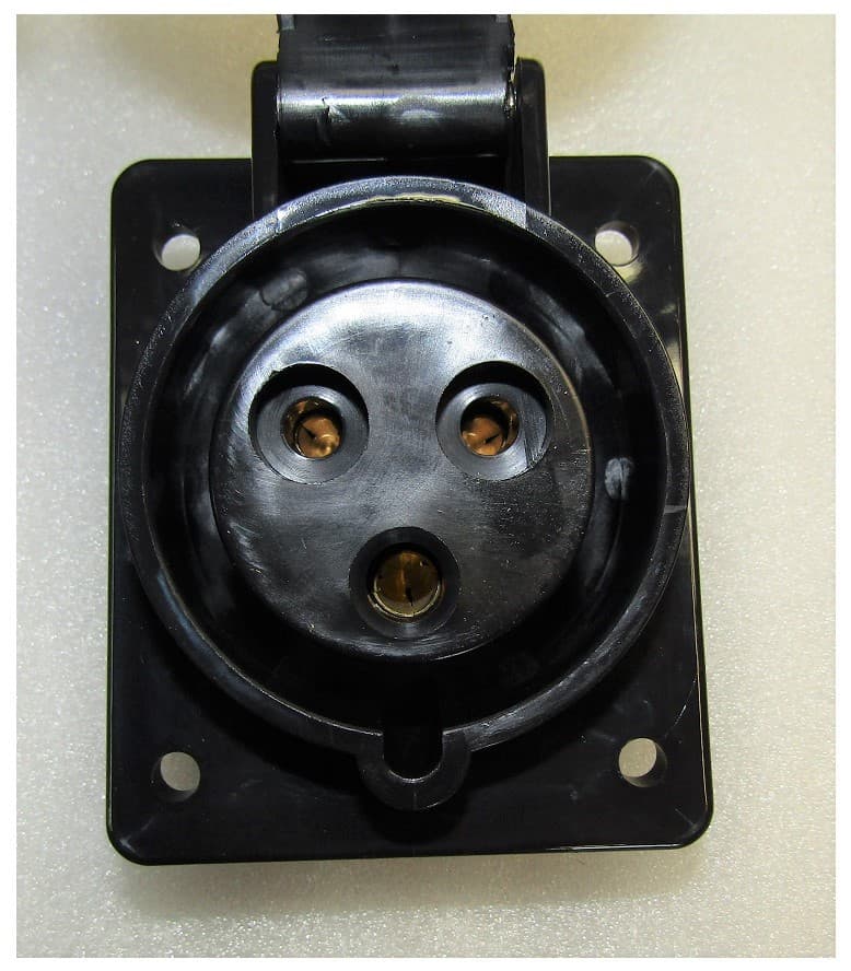 Розетка 32А 250В SGG 3200EN Duplex-8500(..) Km / Socket 32A-250V (04.06.35614-200027-00)