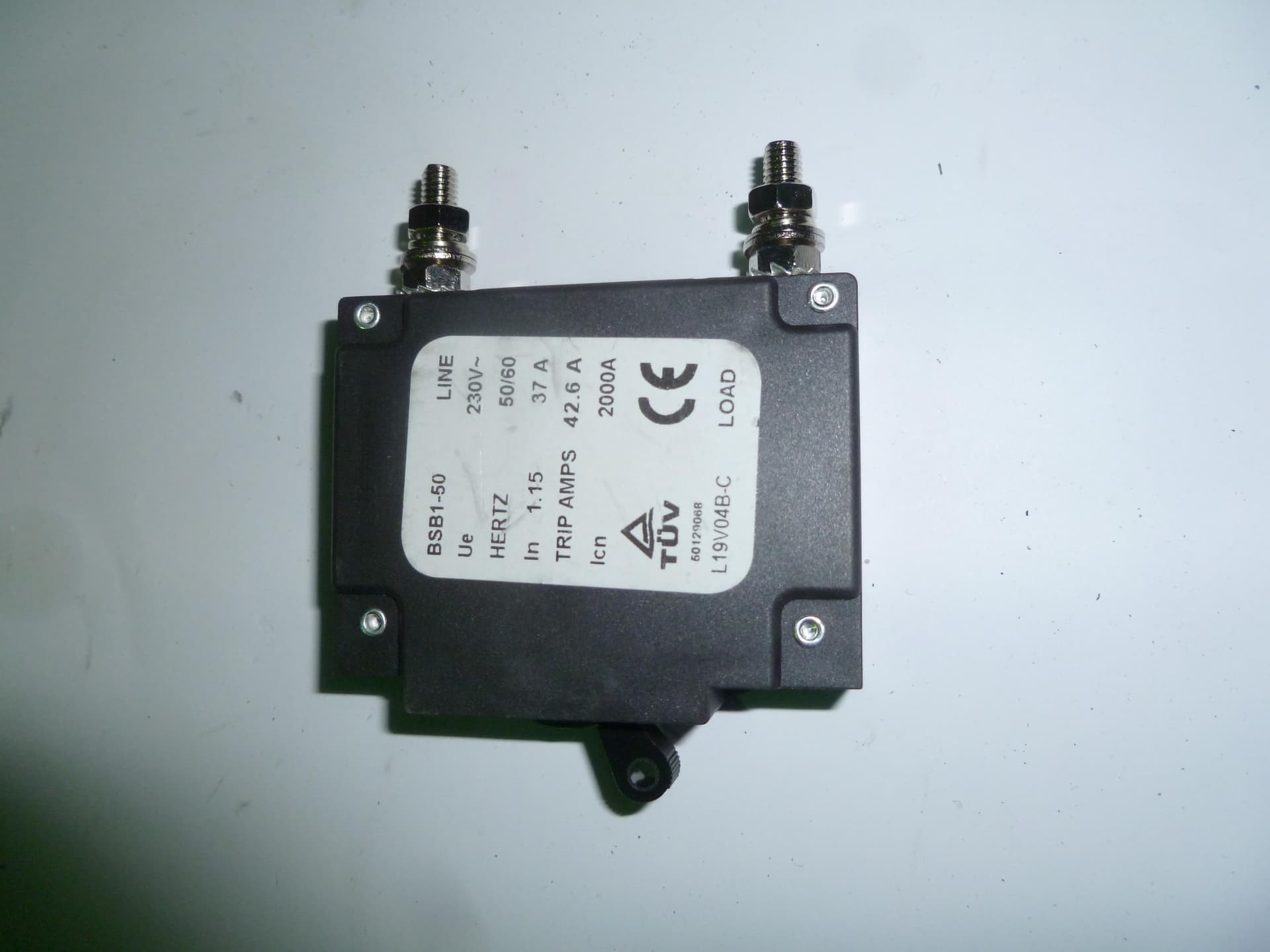 Выключатель автоматический (одинарный) 37А SGG 10000 / AC circuit breaker