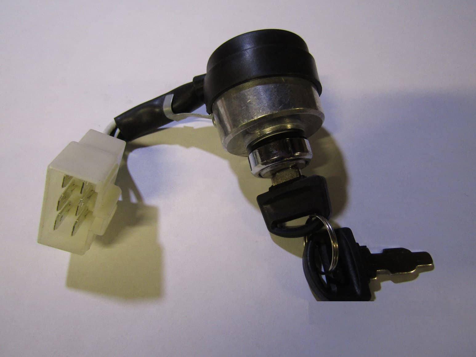 Замок зажигания с ключами в сборе SGG 7500E (6 контактов,2 ключа ) / Ignition lock with keys assy