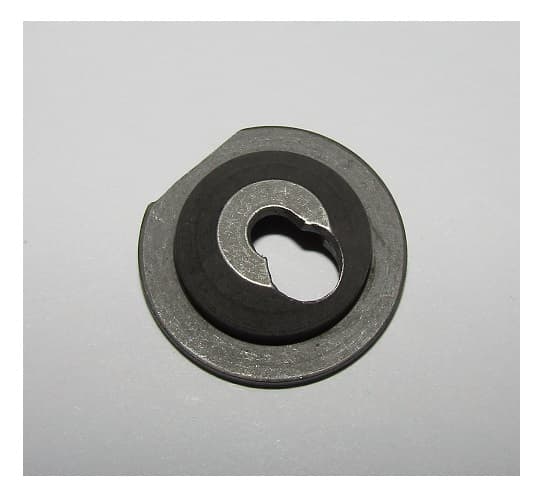 Тарелки пружин клапанов верхние (впускного и выпускного)  SGG 7500(..),SC192FD Sc / Retainer kit (14445-E88F-0000/14446-E88F-0000)
