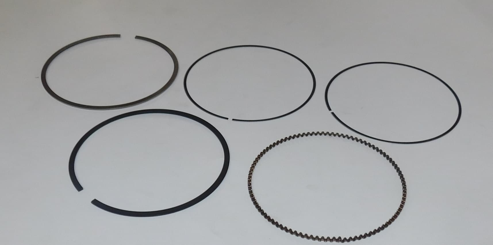 Кольца поршневые SGG 8000(..)-8500(..),7000Ei,KM192FP (к-т из 5 шт.) Km / Piston rings kit (03.03.13200-19202-00)