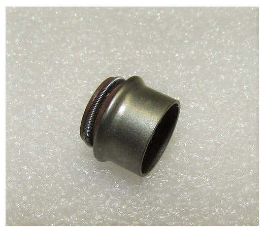 Колпачок маслосъемный SDG 6500,C192FD / Oil seal of valve guide (86-1702100,14444 -KD92-0000)
