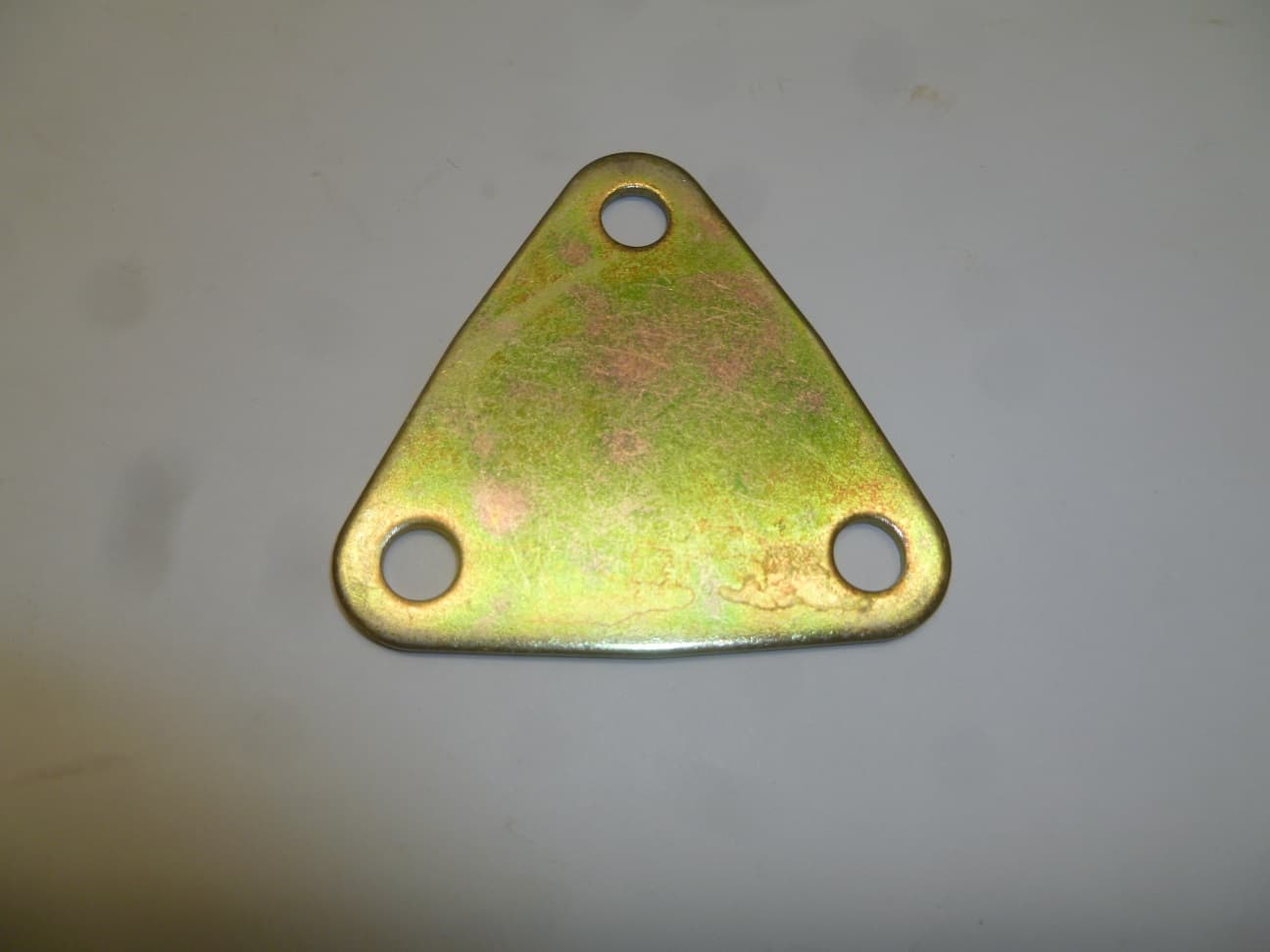 Крышка насоса масляного KM186F / Oil pump cover (KM168F-09003)