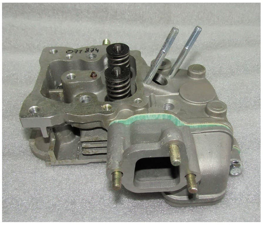 Головка блока цилиндра KM168F/170 (в сборе - клапаны,пружины) / Cylinder head (KM168F-02000)