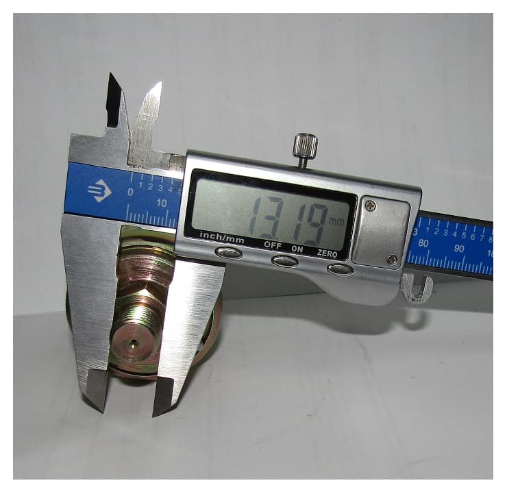 Датчик давления масла D=13/Oil pressure sensor