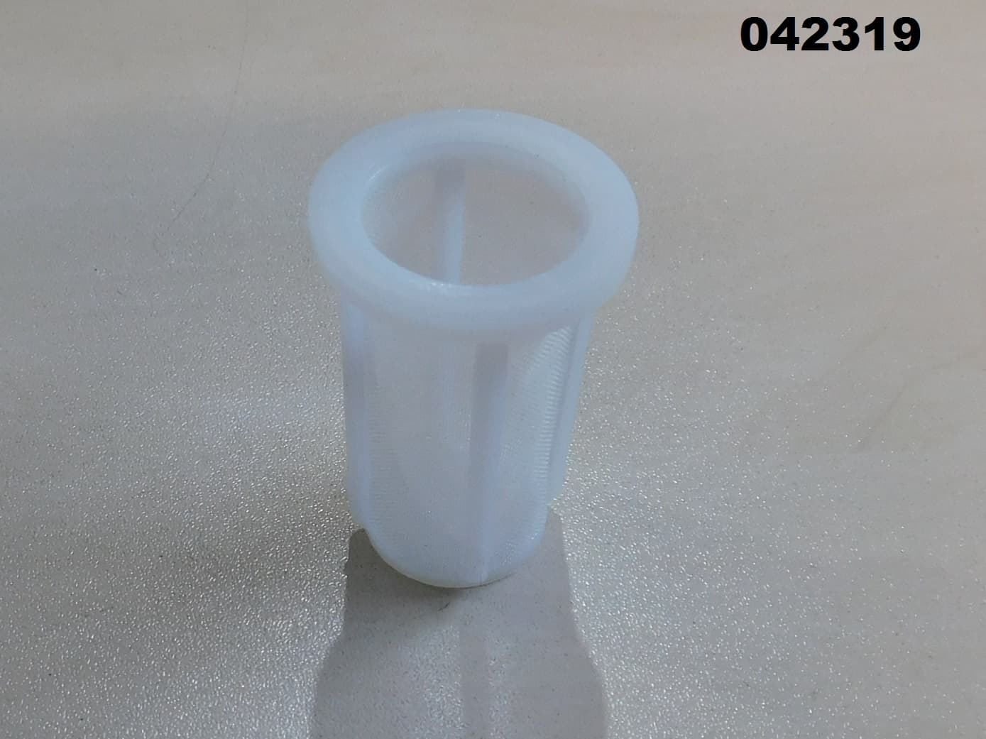 Сетка фильтрующая под крышку топливного бака LG100KF/Fuel tank cap filtering grid