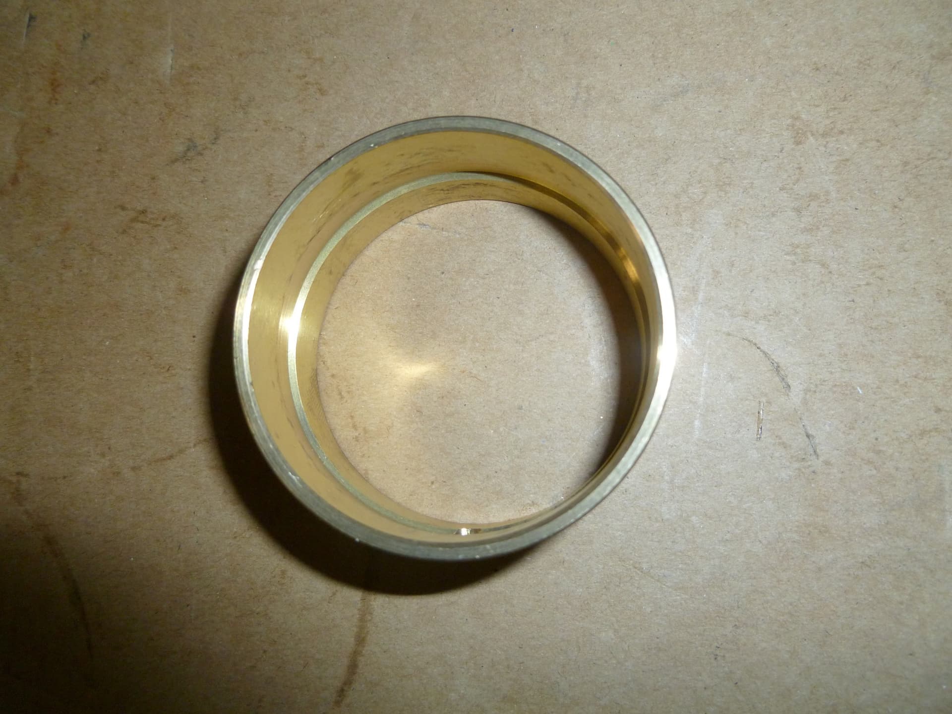 Втулка промежуточной шестерни TDQ 25 4L/Bushing of timing idler gear