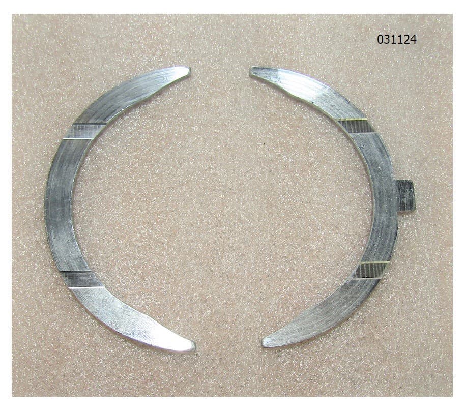 Полукольца упорные вала коленчатого (к-т из 2 шт ) TDR-K 18 4L;TDR-K 22 4L/Thrust pieces, kit