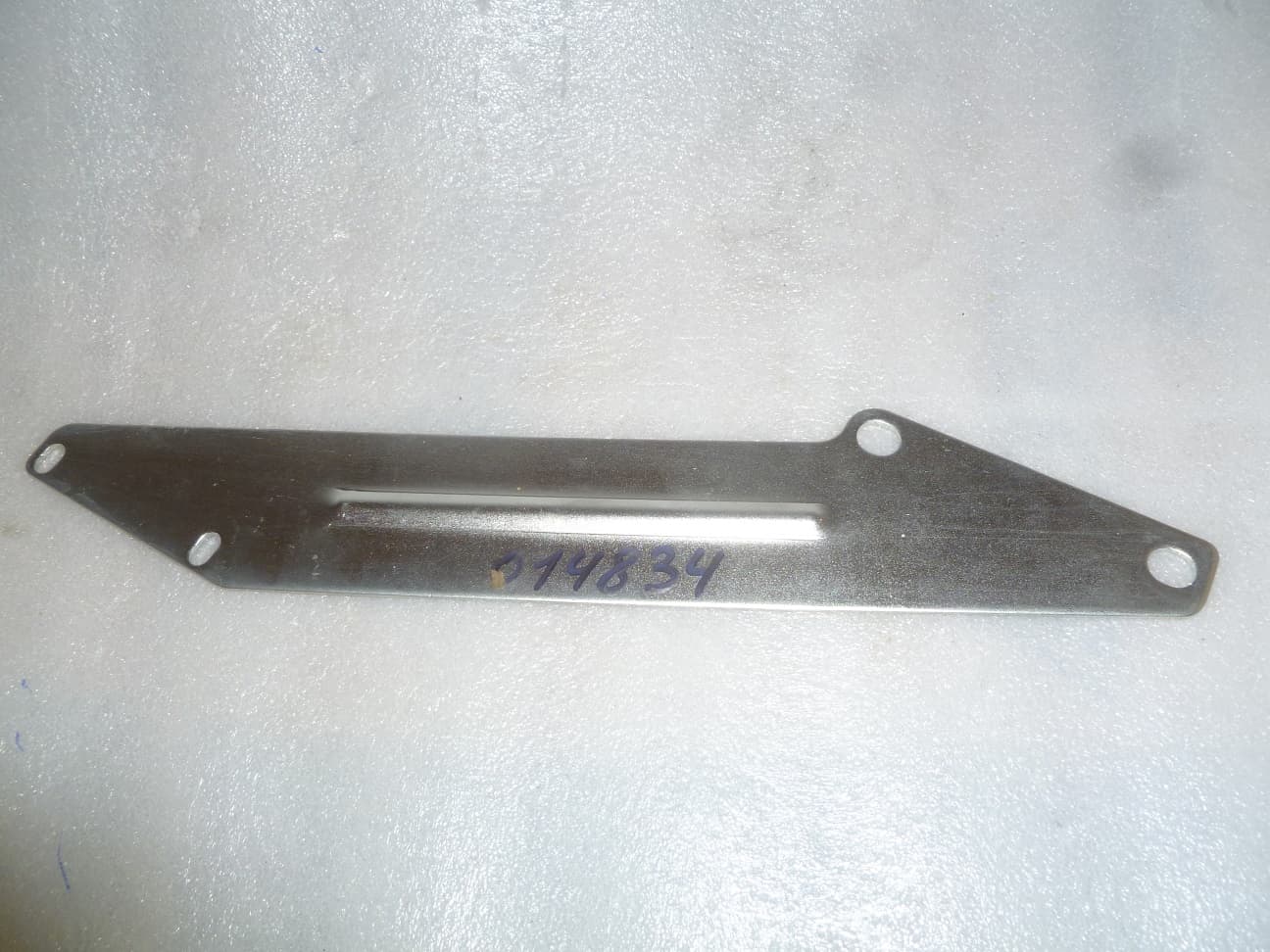 Кронштейн глушителя SGG 7500(..),SC192FB Sc / Muffler support (53217-G5А1-0000)