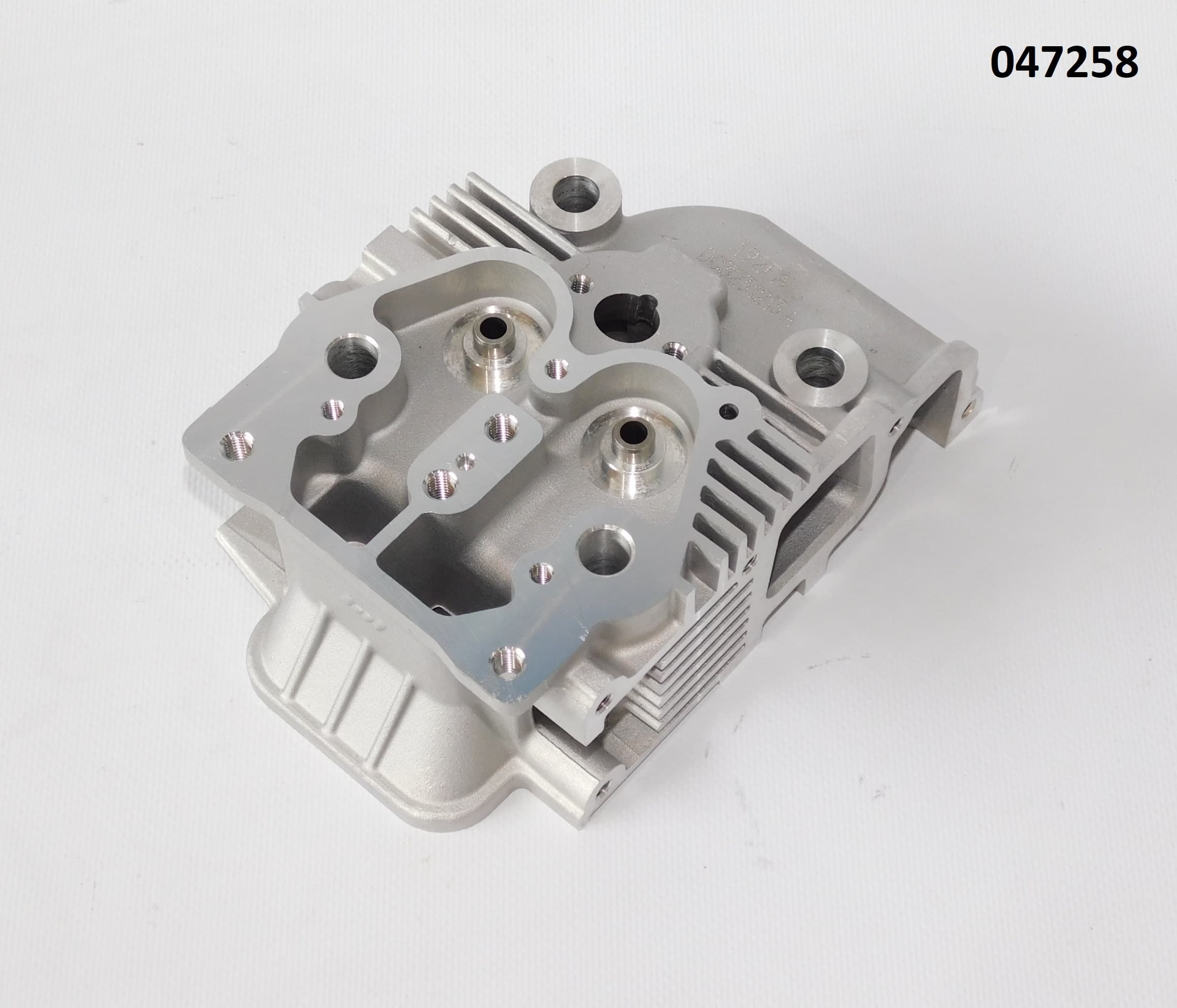 Головка блока цилиндра SDG 6500EHA,192FE Sh / Cylinder head (TSS SDG6500EHA-SP-3-2-19)