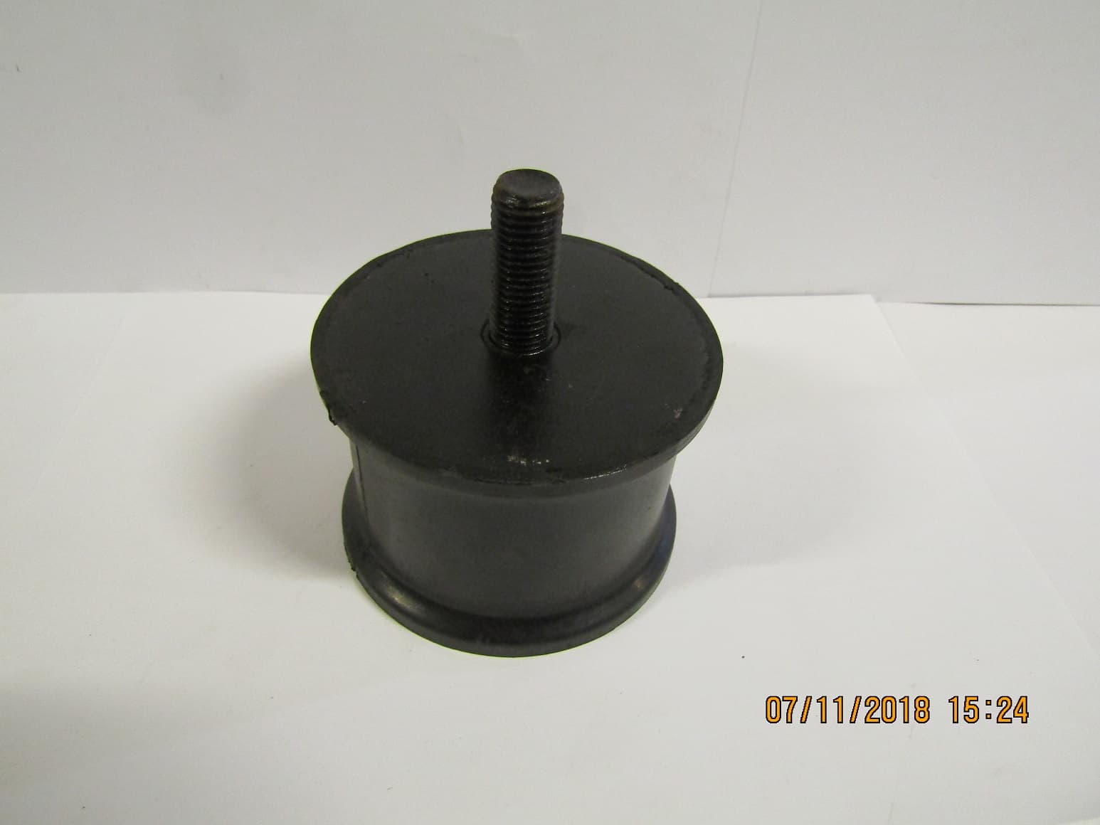 Амортизатор (100х68х1Ш М16х40) платформы двигателя TSS-СР-420/Shock Absorber, №13 (2304-06000-4)