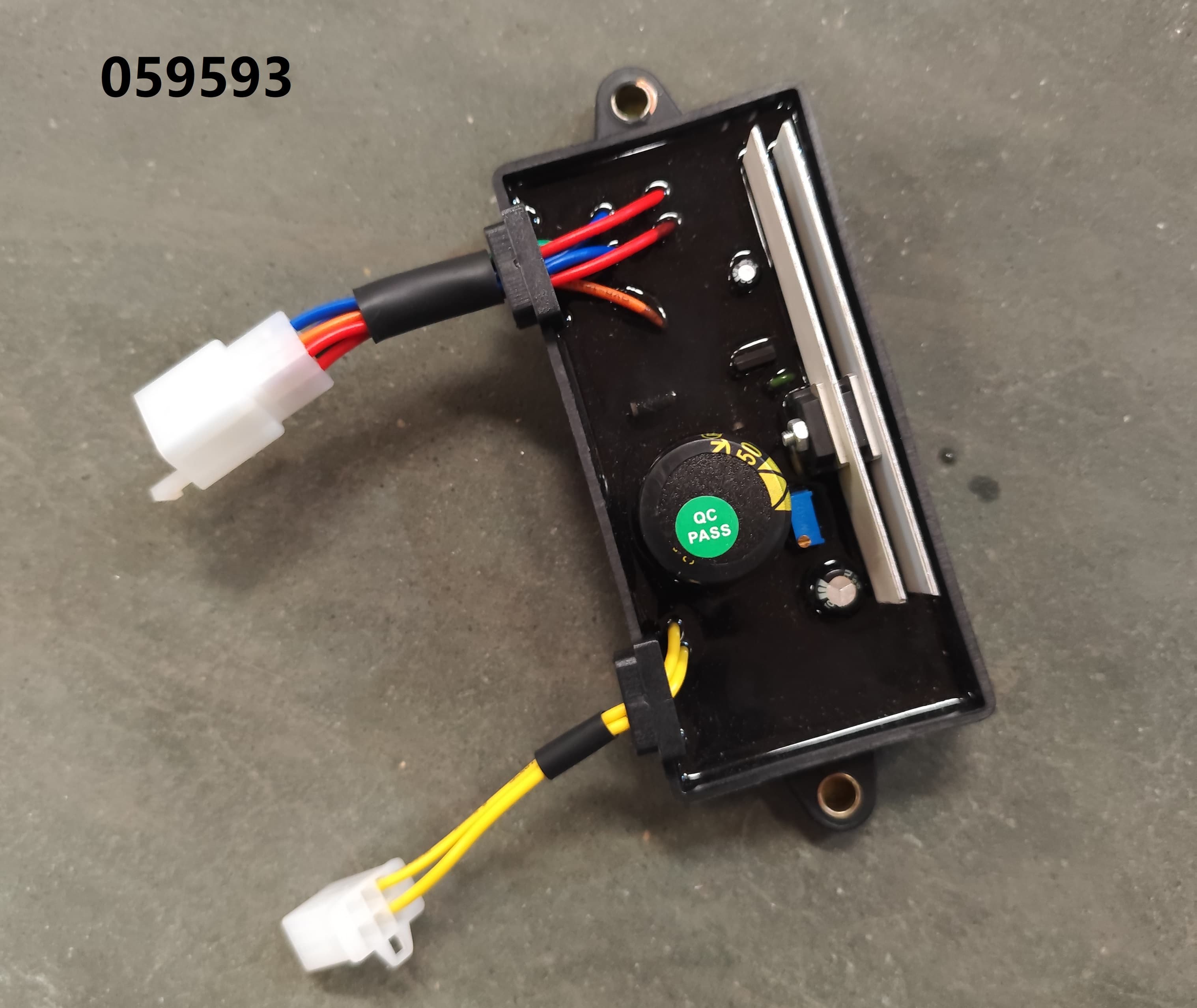 PRO DGW3.0/250E-R / AVR (HJ.5K110DH-D)