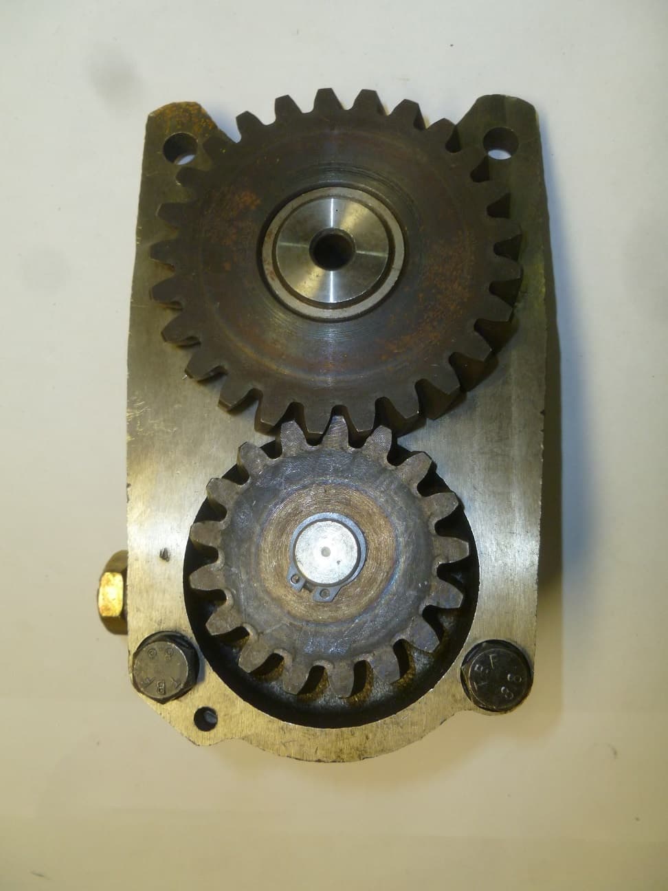 Насос масляный в сборе Ricardo Y495DS; TDK 26,42 4LT/Oil pump assembly 495-09300 (including 495-0931