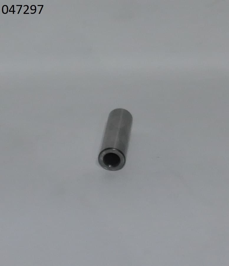 Палец поршневой SDG 11000(..),CD2V88F Sh / Piston pin 188F 23*67mm (Mat.code-2176, Poz.4)