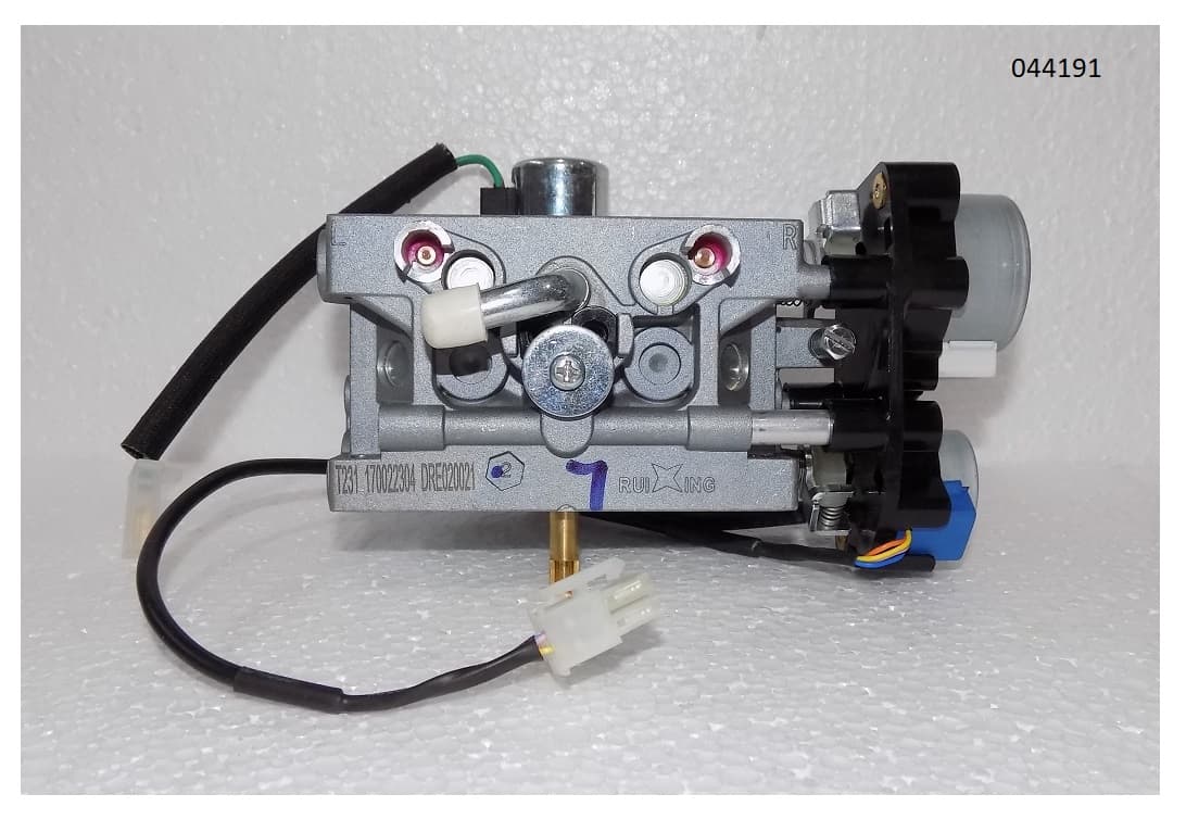 Карбюратор SGG 12000(.L.),LC2V80FD (с двумя шаговыми двигателями) Lc / Carburetor Assy (two electric damper actuators)(170022304-0001)