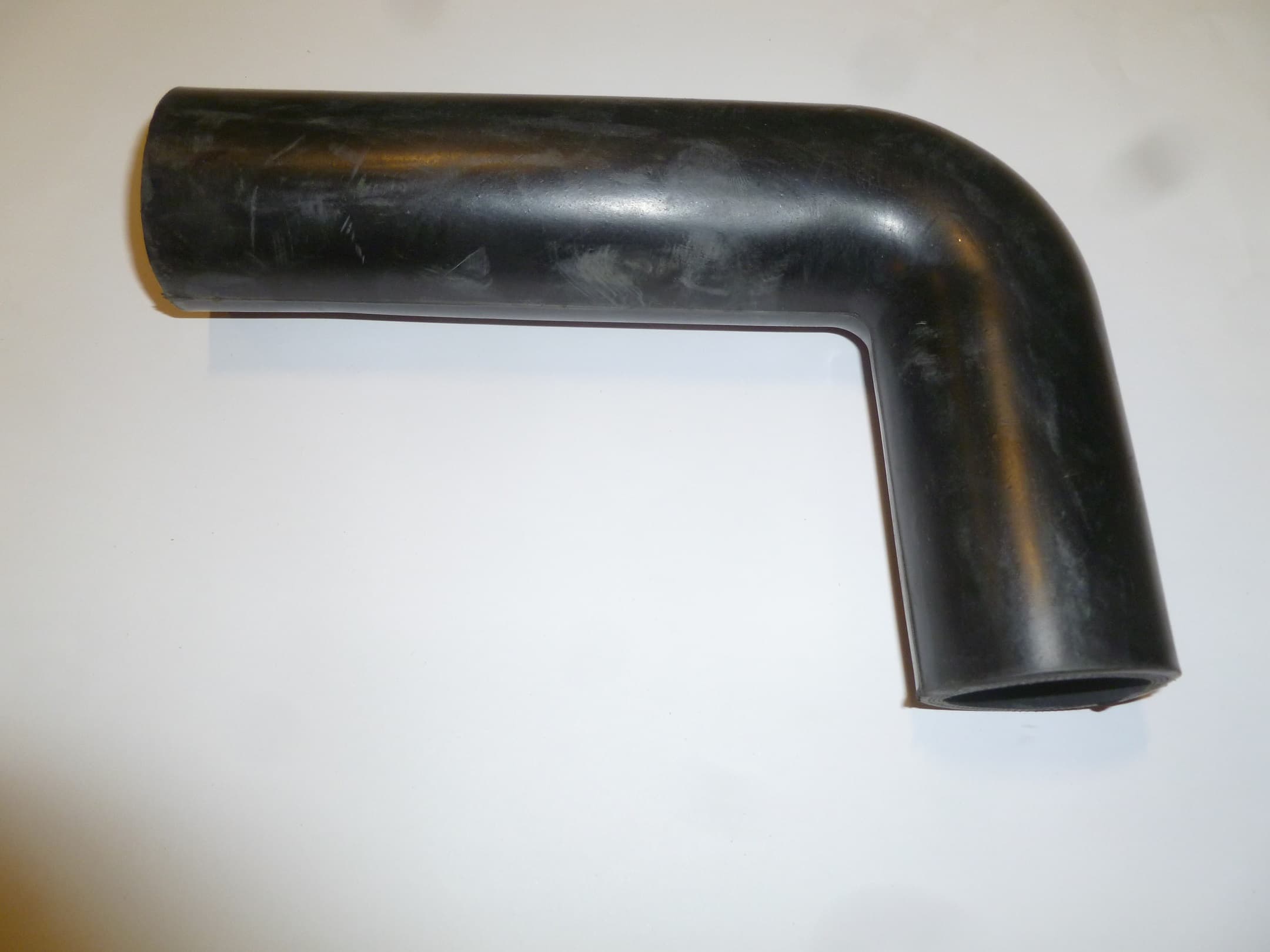 Патрубок радиатора (48х39х200х130) нижний Ricardo K4100; TDK 42,48,N 38,56,66 4LT/Rubber hose,water
